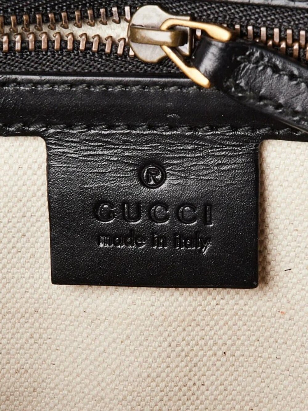 Gucci Black Smooth Leather GG Marmont Heart Shoulder Bag - Picture 8 of 12